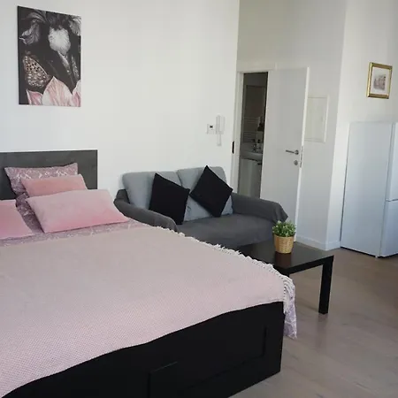 Bonjour сentre 3 Apartman *